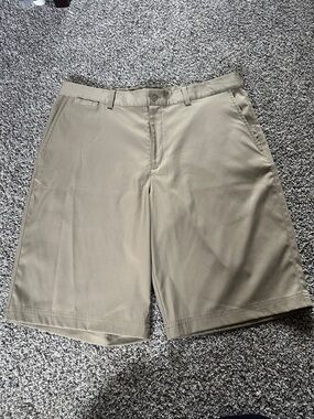Nike Golf Men's Performance Chino Shorts - Khaki